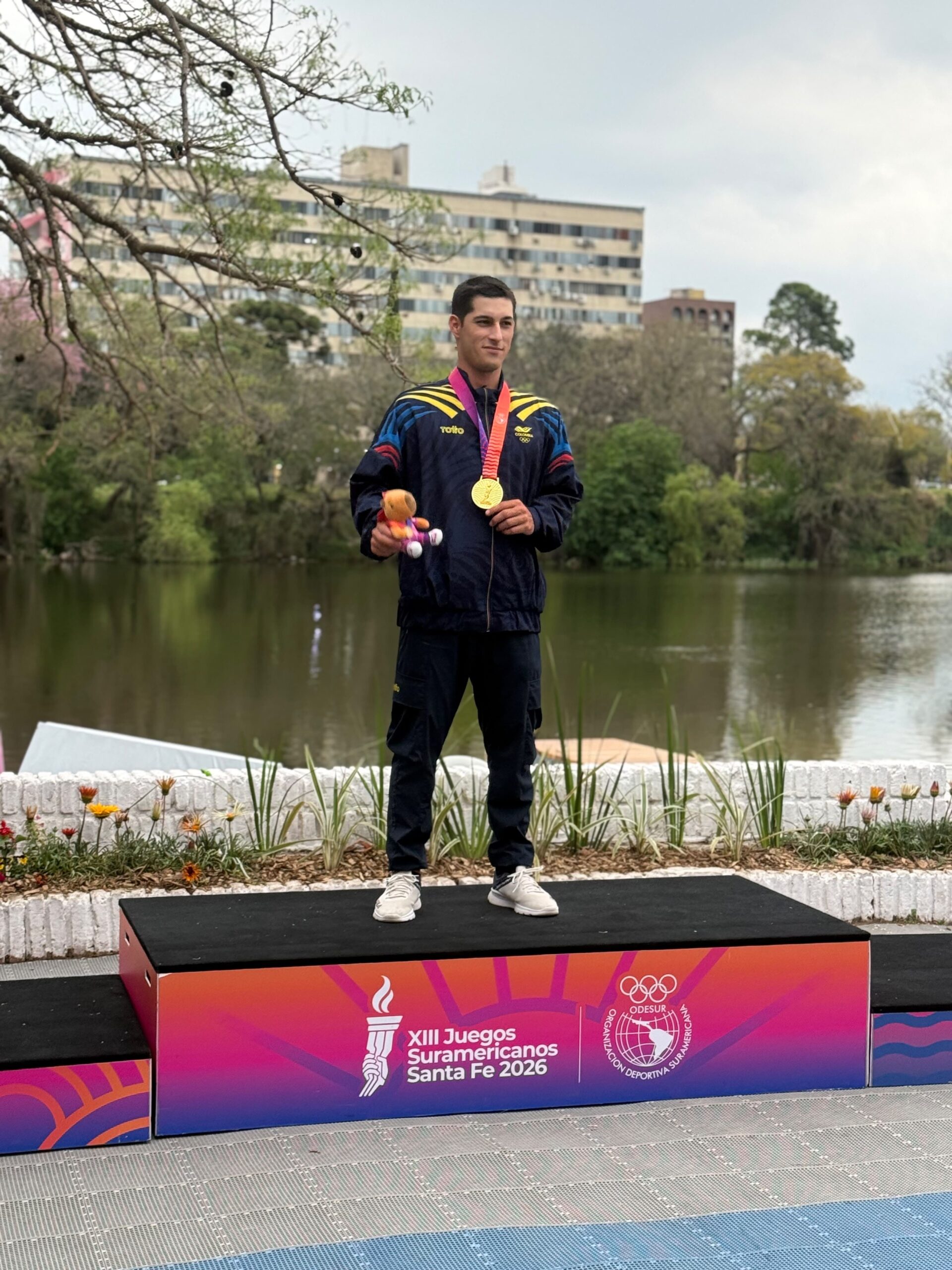 DEPORTISTAS APOYADOS POR EL INDERSANTANDER YA SUMAN TRES MEDALLAS EN LOS JUEGOS SURAMERICANOS SANTA FE 2026